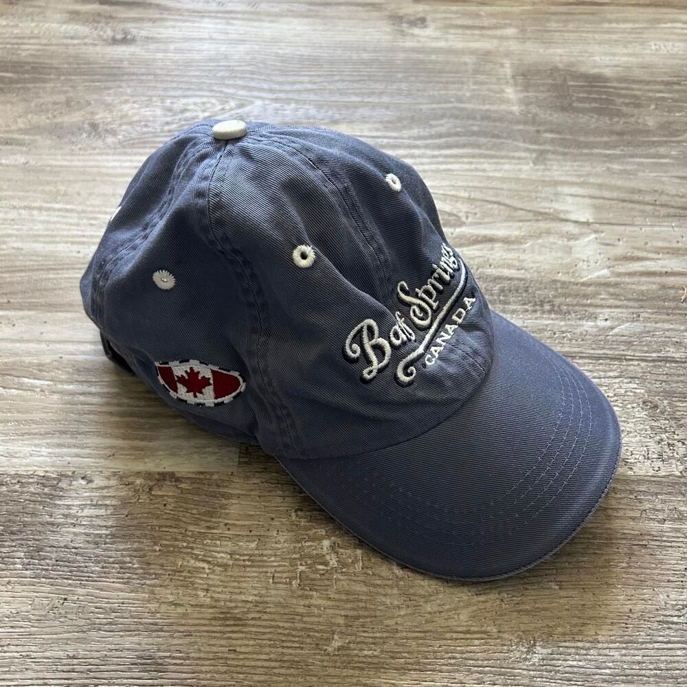 Authentic Vintage 90s/Y2K blue Banff Springs Canada blue cap